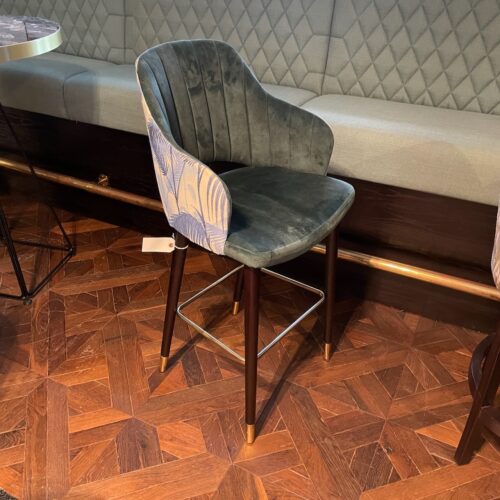 SHARK BAR STOOL  (1 ONLY)